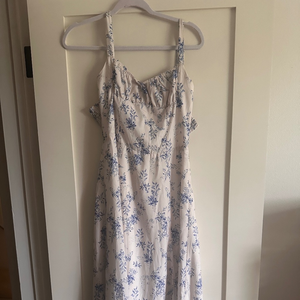 Floral Garden Midi Dress - M/L